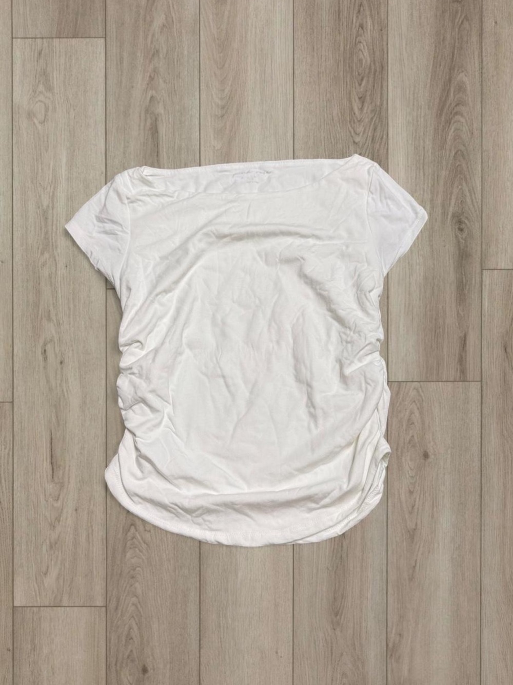 White Side-Ruched Short Sleeve Top